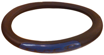 CUBRE VOLANTE NEGRO CON AZUL REFLECTIVO