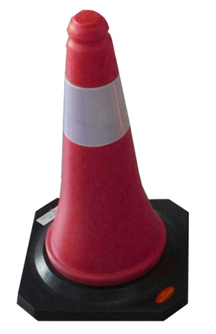 CONO REFLECTIVO ROJO, BASE GOMA, 50CM